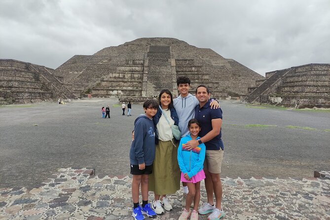 Transportation + Hourly Guide : CUSTOM ITINERARY Mexico City - The 2-Hour Time Box: How to Make It Feel Longer