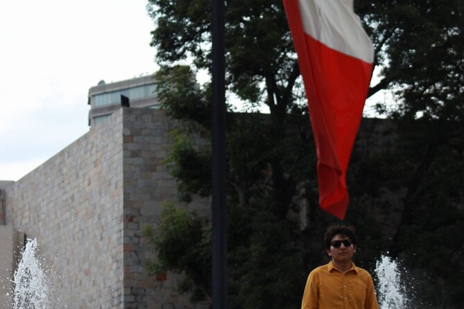 Trip Photography in Mexico City (private photoshoot) - Fernando’s Style: Candid Shots With Real Guidance