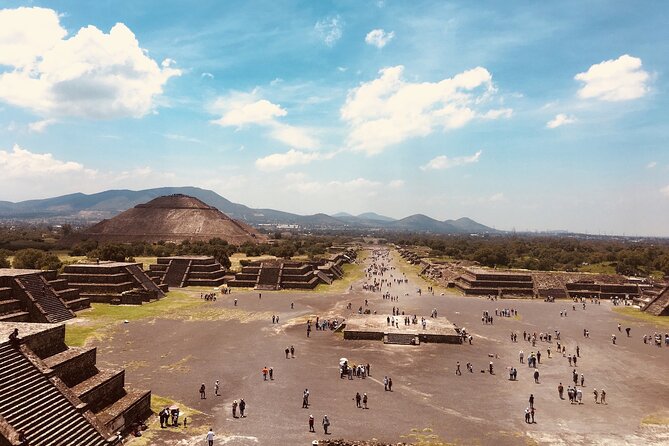 VIP Teotihuacan & Guadalupe Shrine Tour: A Journey Through Time - Optional sunrise hot air balloon over Teotihuacan