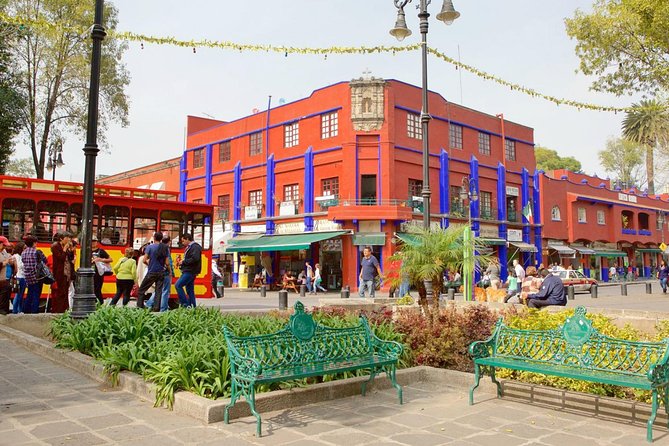 Visit to Xochimilco, Coyoacán and Ciudad Universitaria - Who this tour fits best