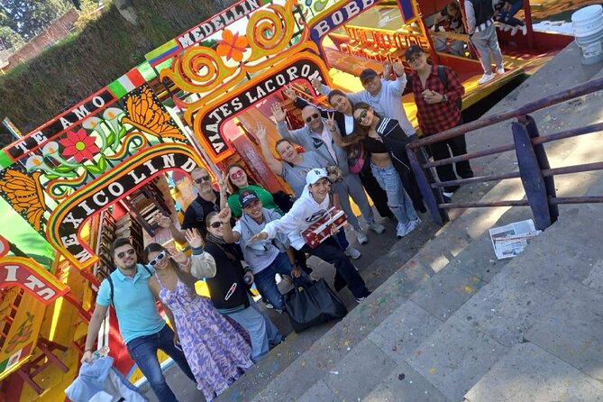 Xochimilco, Casa de Frida Kahlo, Coyoacán and UNAM - The route: from Colonia Roma landmarks to Xochimilco canals