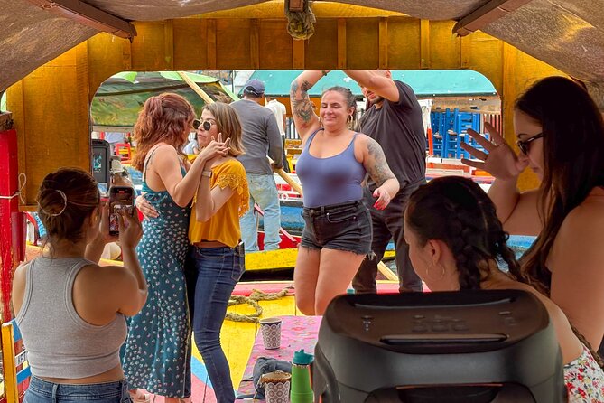 Xochimilco International boat party with open bar and tacos - Key points worth knowing before you board