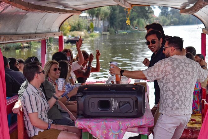 Xochimilco International boat party with open bar and tacos - Meeting the hosts: Allen and Alex set the tone