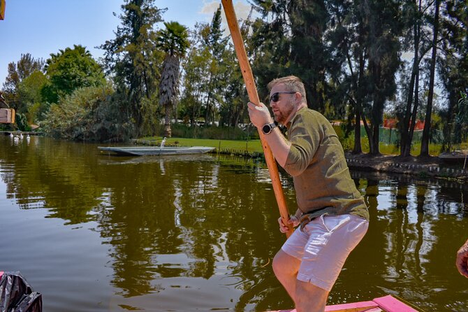 Xochimilco International boat party with open bar and tacos - Getting there and using public transportation