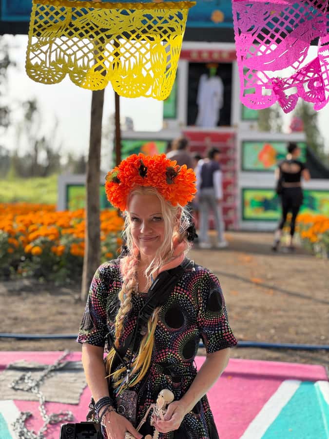Xochimilco: Island of the Dolls Tour Games and Drinks - Getting to Isla de la Muñecas: The Island Visit and What the Guide Focuses On