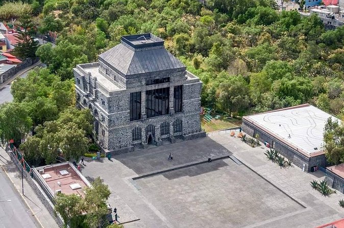 Xochimilco + Museo Anahuacalli (add-on) PET-FRIENDLY - FAQ