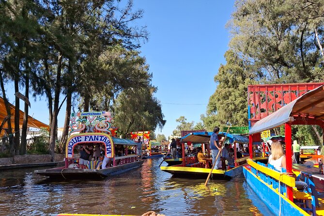 Xochimilco without Traps for Tourists BS"D - Where It Starts at Nuevo Nativitas (and Why the Dock Details Matter)