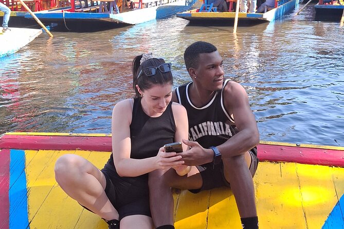 Xochimilco without Traps for Tourists BS"D - Should You Book This One-Hour Xochimilco Trajinera?
