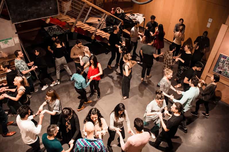 Zero to salsa for beginners - Key things you’ll notice before you go